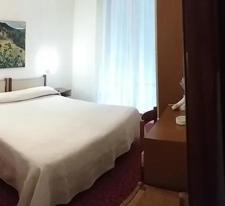 Hotel Leonardo 3*